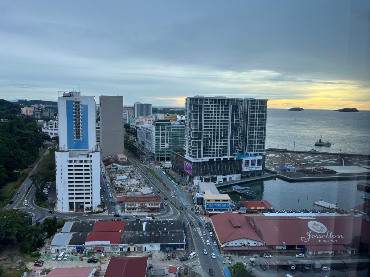 Jesselton Quay Kota Kinabalu 1 Leilighet Eksteriør bilde